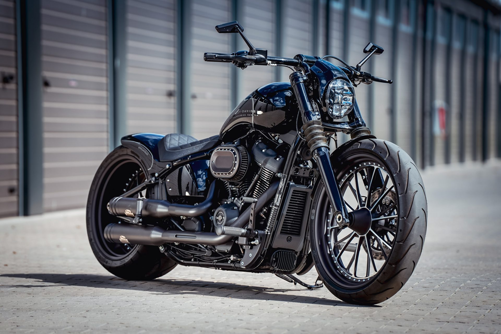 Harley Davidson Breakout